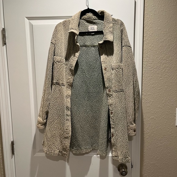 Urban Outfitters BDG Serena Corduroy Shacket - Picture 2 of 2
